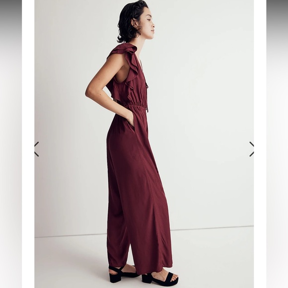 NEW • Madewell • Women’s Jacquard Deep-V Ruffled Jumpsuit Burgundy Red Large - Picture 2 of 5